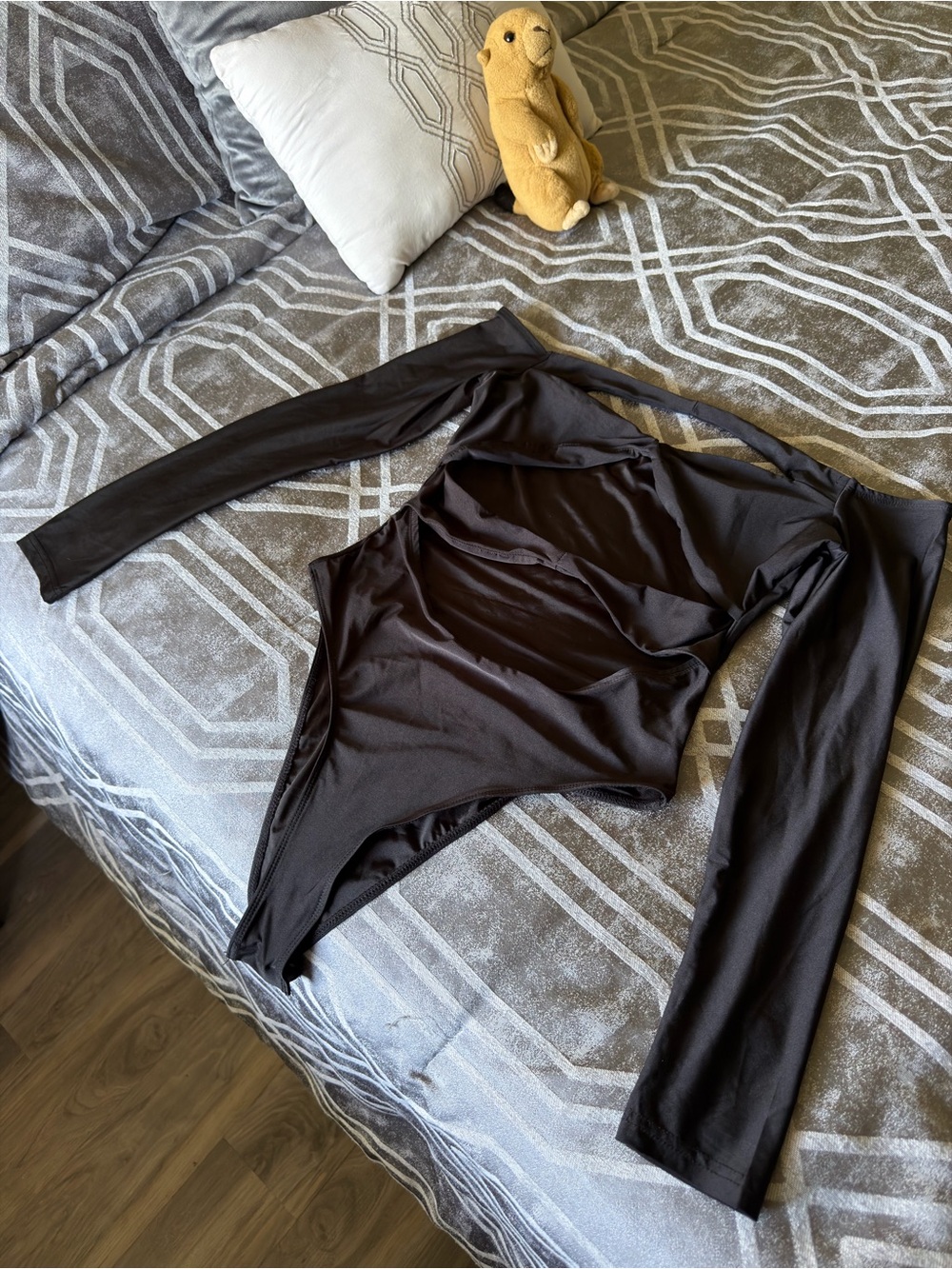 Black Long Sleeve One-Shoulder Bodysuit